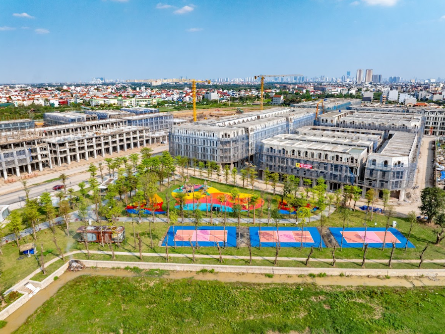 Một dự án nhà phố hàng hiệu của Sunshine Group đang tăng tốc “về đích”, giá chỉ từ 70 triệu/m² sàn